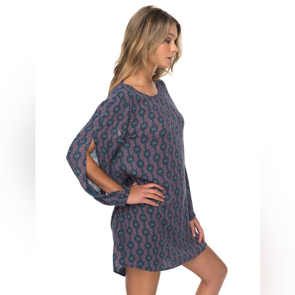 Roxy Definitely Traveling Dress in the Reflecting Pond Abella Geo print